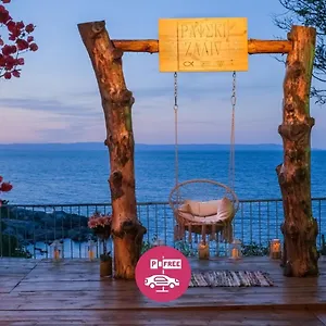Hotel Paradise Bay