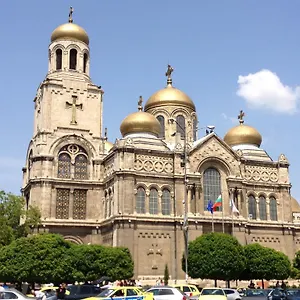 Cathedral Gasthof Warna